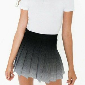 American Apparel Black Ombre pleated skirt